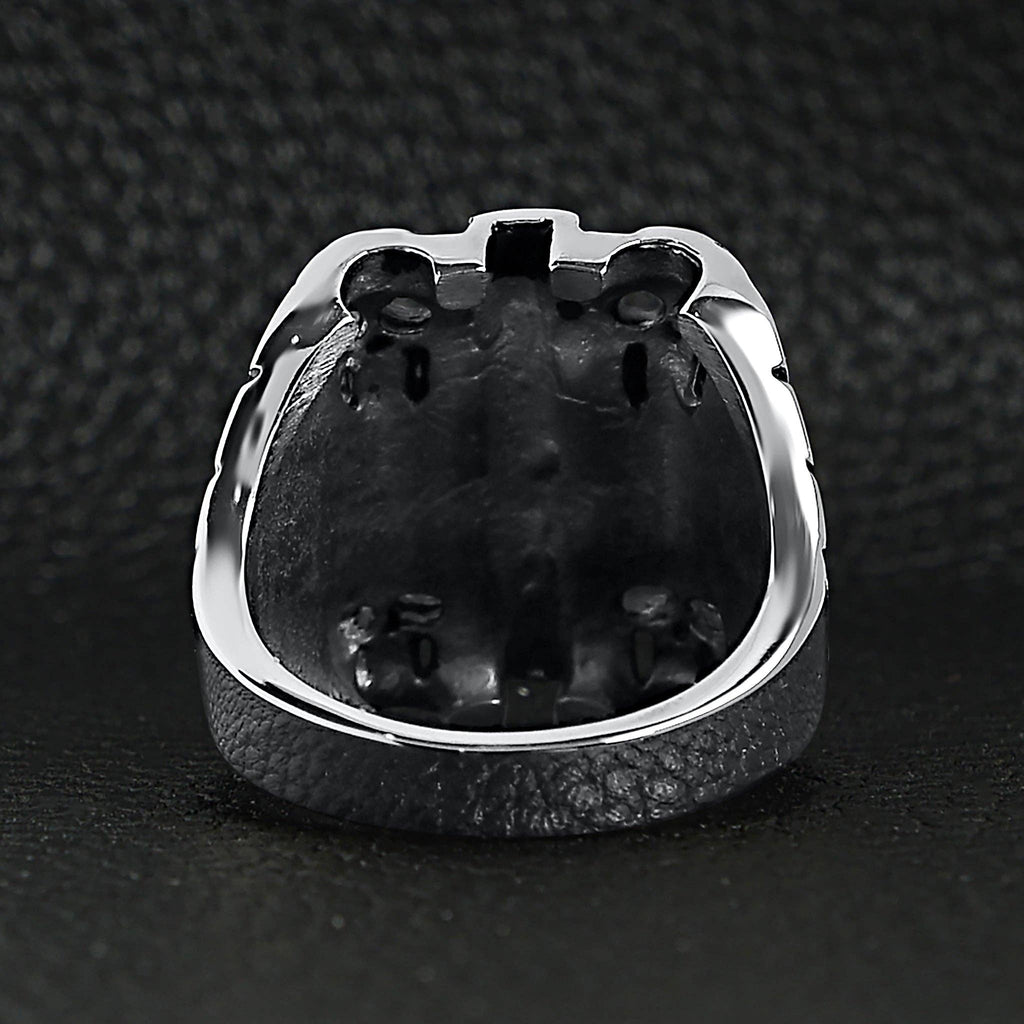Anillo de acero inoxidable pulido con forma de cruz con múltiples calaveras: 10