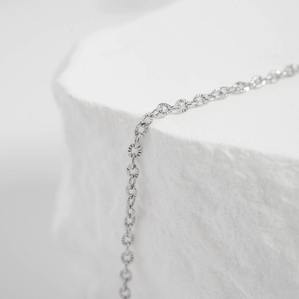 Collar cadena ovalada estriada de acero inoxidable: Acero inoxidable / 20+2"