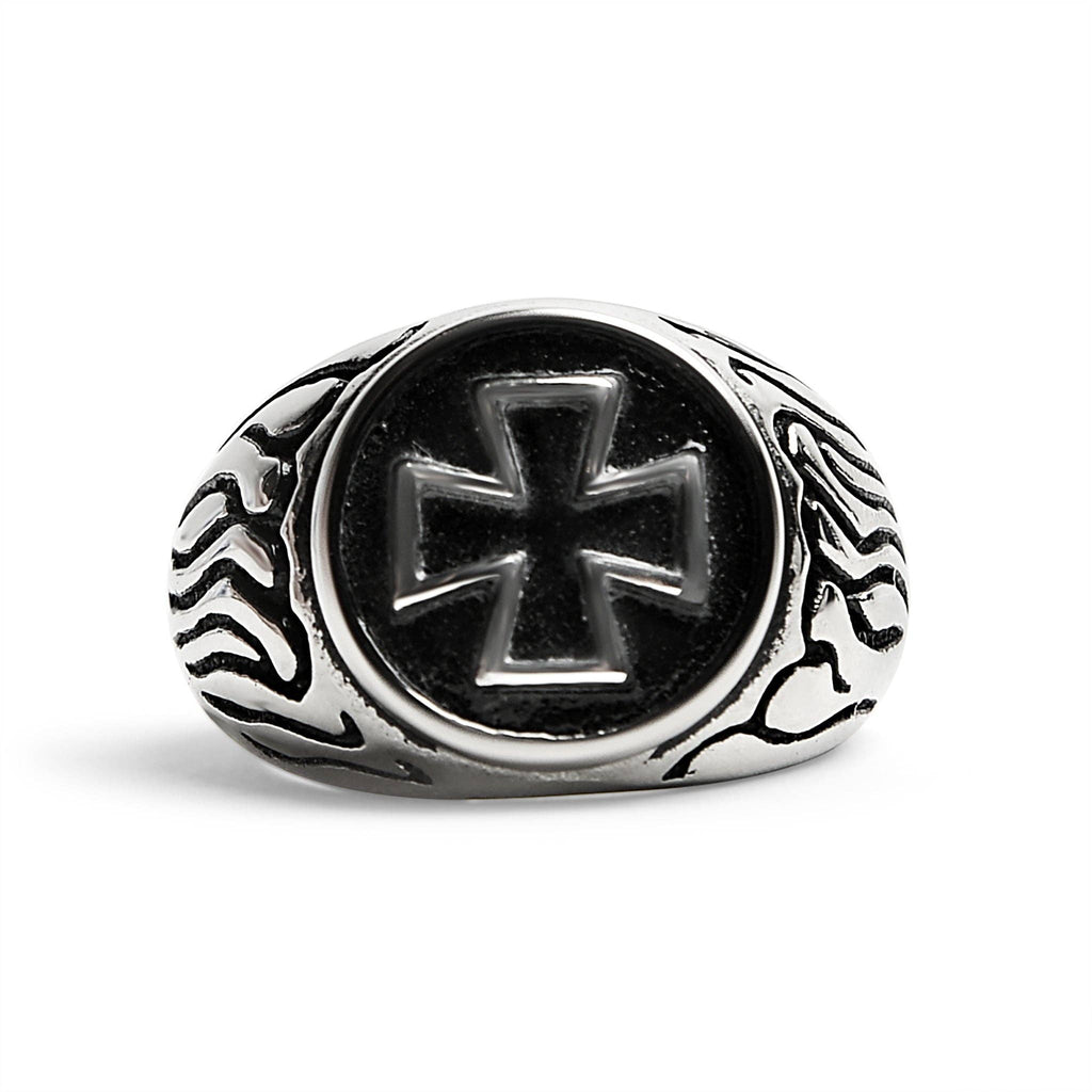 Anillo SS con forma de cruz maltesa pulida, característica hipoalergénica: 10