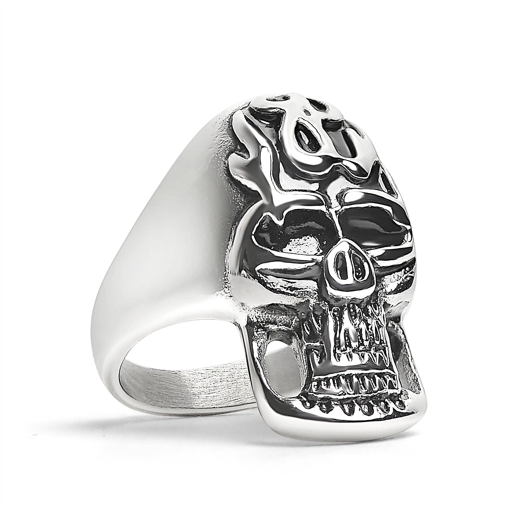 Anillo de acero inoxidable pulido con forma de calavera en llamas: 7