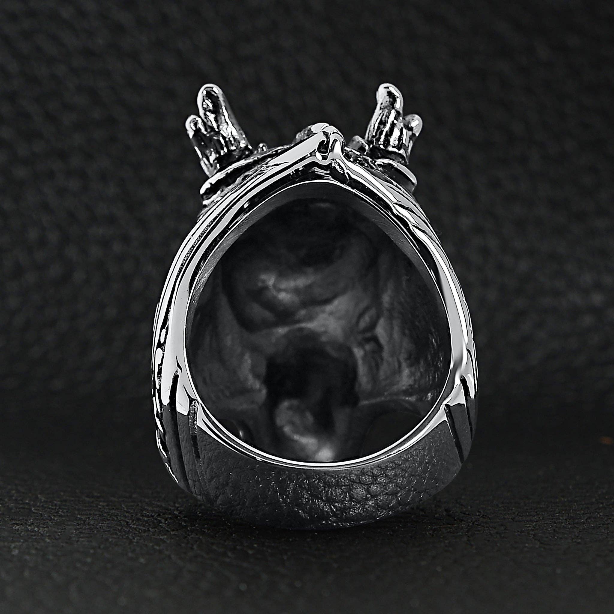 Anillo con cabeza de dragón oriental de acero inoxidable: 10