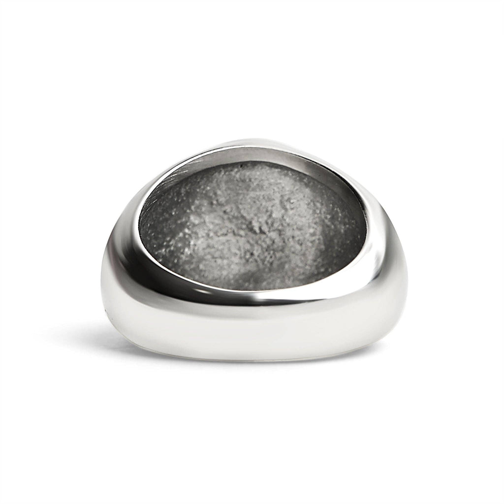 Anillo SS con forma de cruz maltesa pulida, característica hipoalergénica: 10