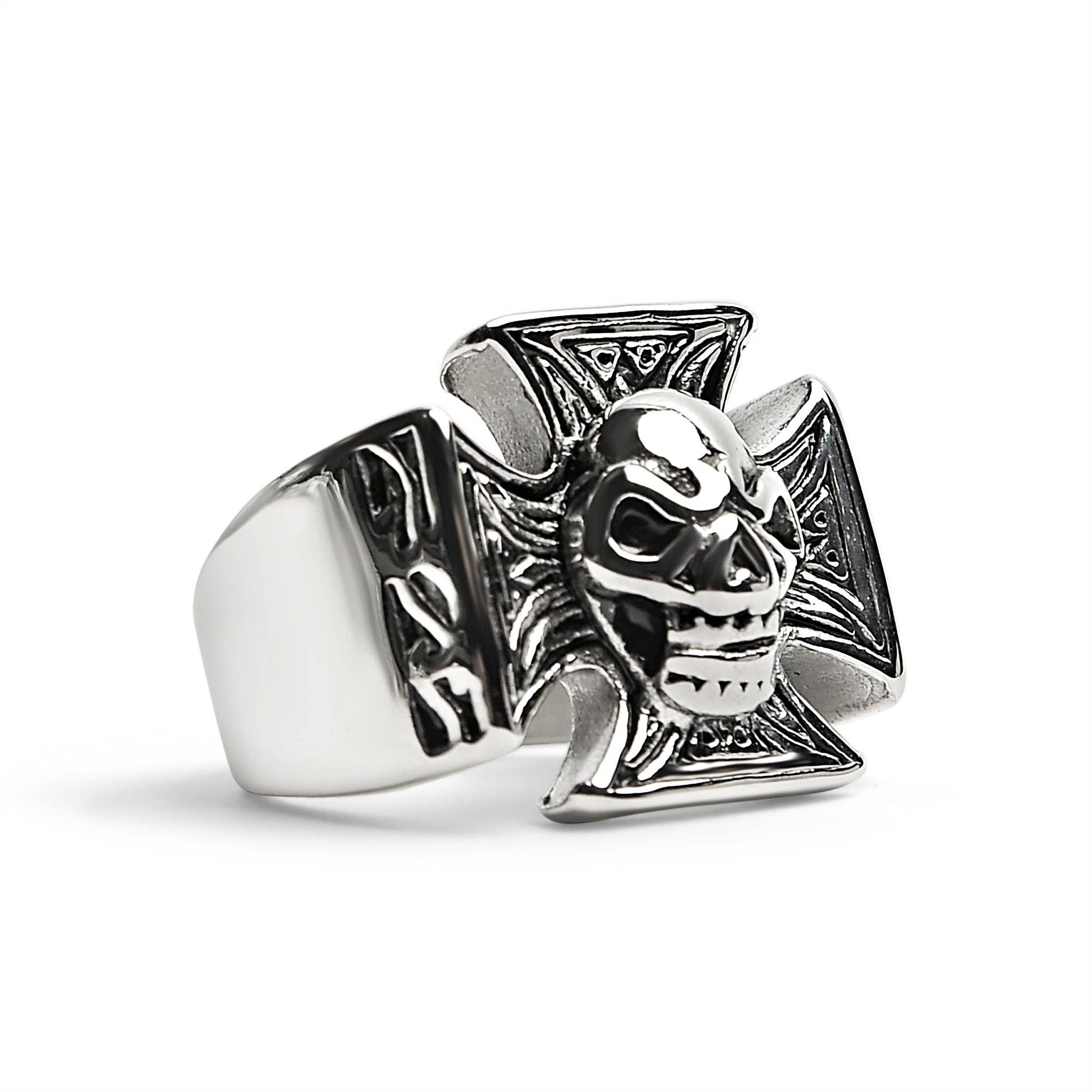 Anillo de acero inoxidable con forma de cruz maltesa con calavera pulida: 10