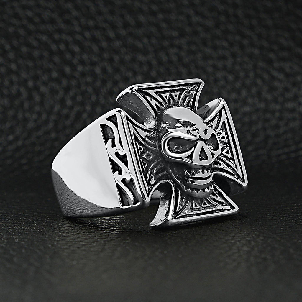 Anillo de acero inoxidable con forma de cruz maltesa con calavera pulida: 10