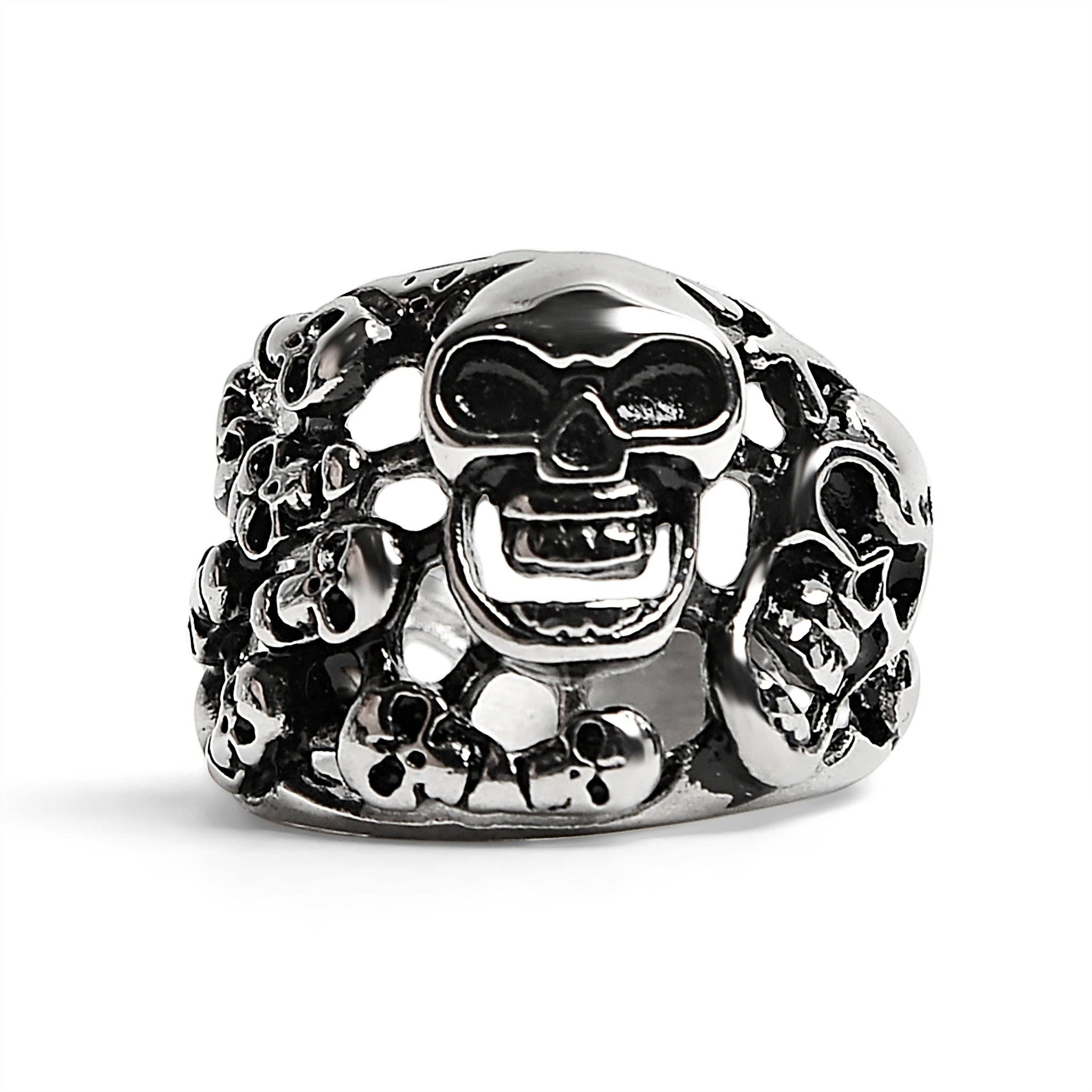 Anillo de acero inoxidable pulido con múltiples calaveras: 9