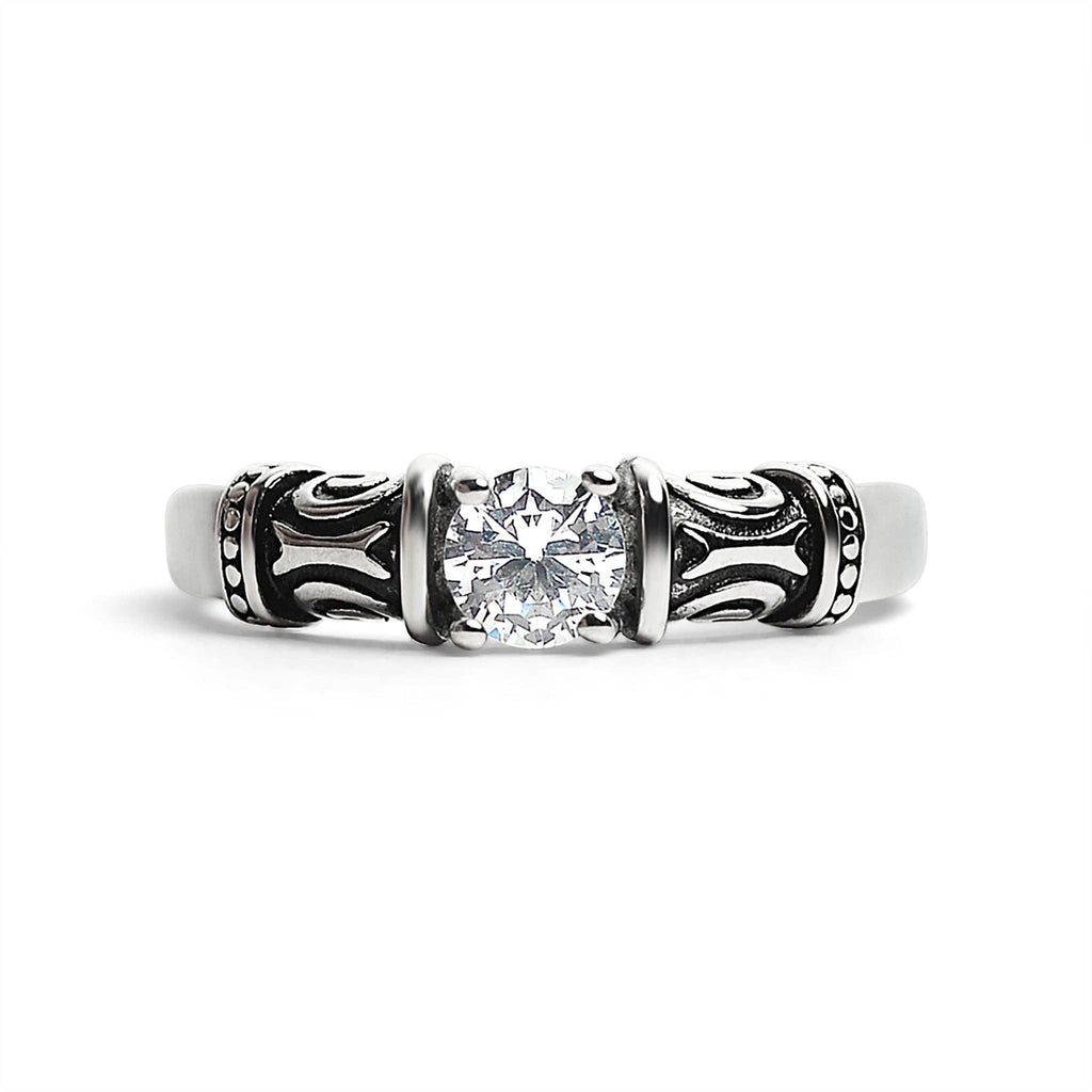 Anillo de acero inoxidable con detalles decorativos en forma de circonita cúbica: 6