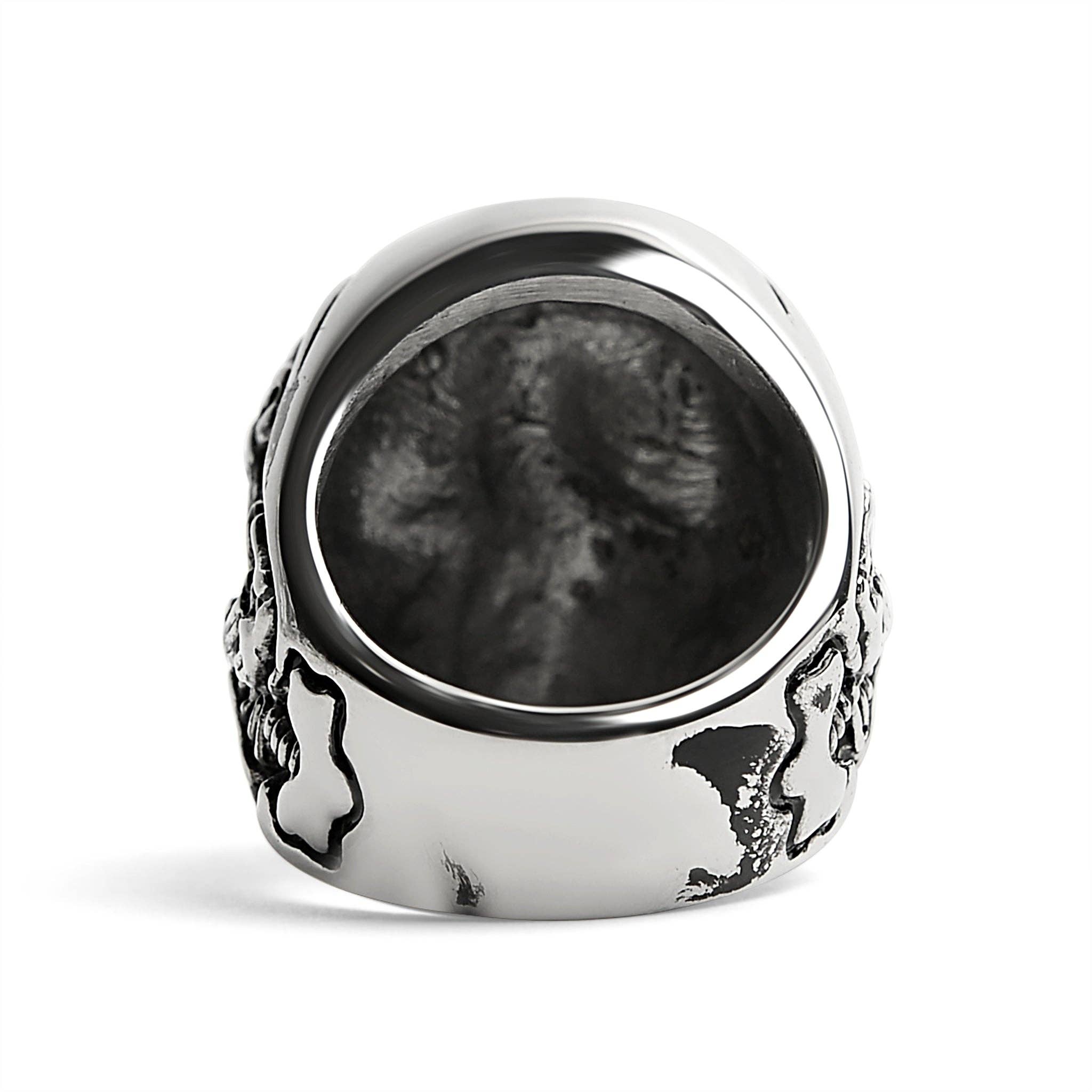 Anillo de acero inoxidable con diseño de calavera y detalles de esqueleto: 8