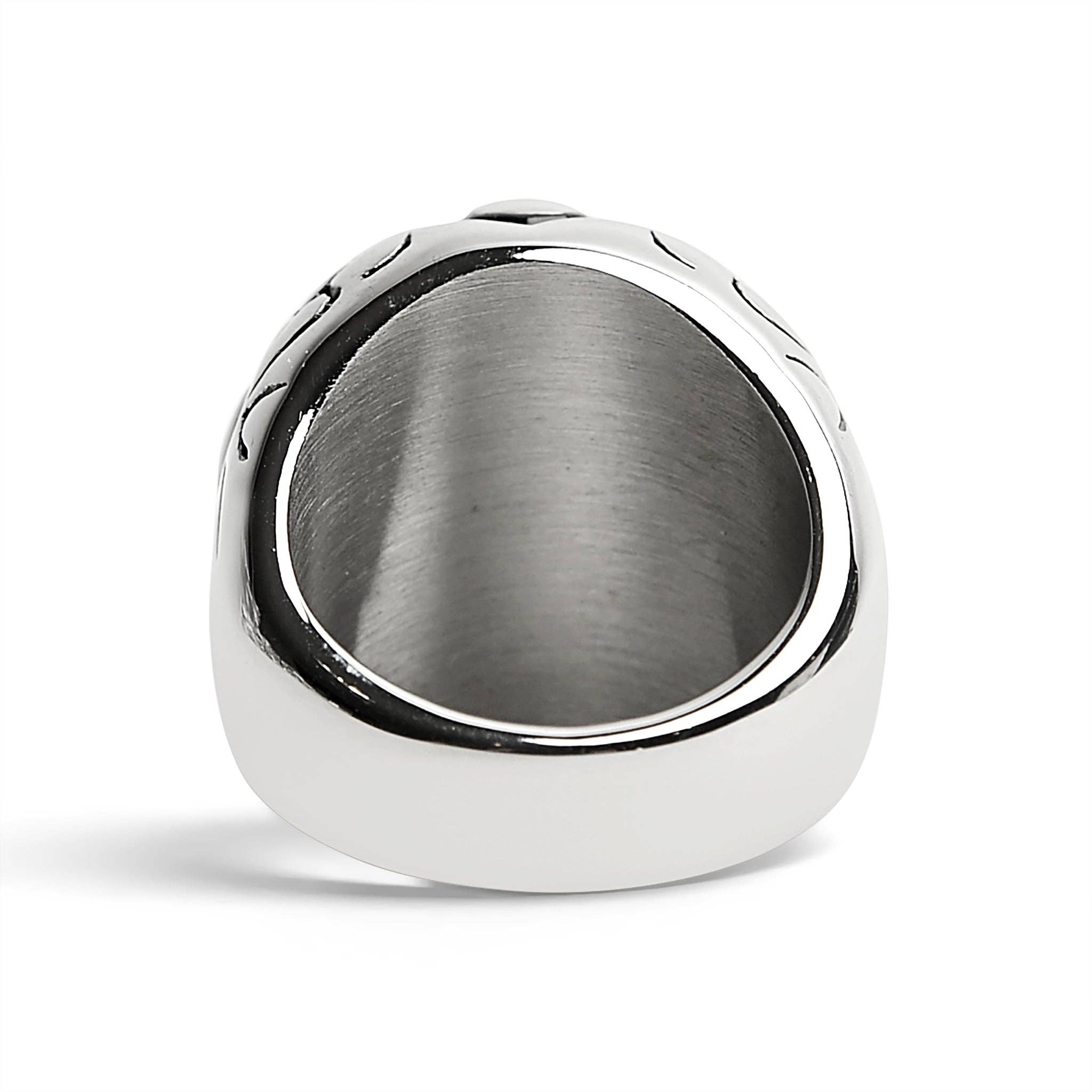 Anillo de acero inoxidable con forma de calavera de azúcar con circonita cúbica roja: 10