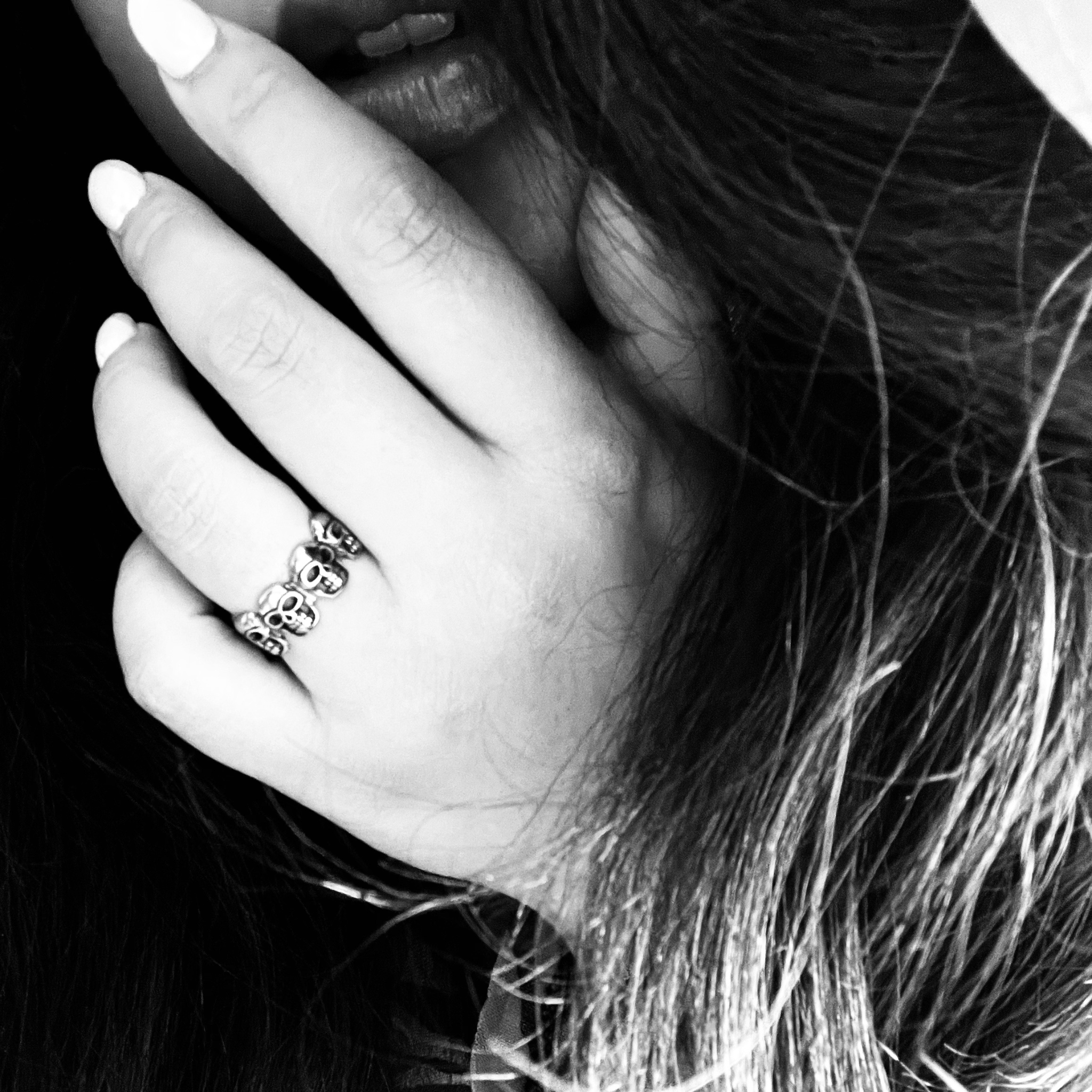 Anillo de declaración con múltiples calaveras de acero inoxidable: 7