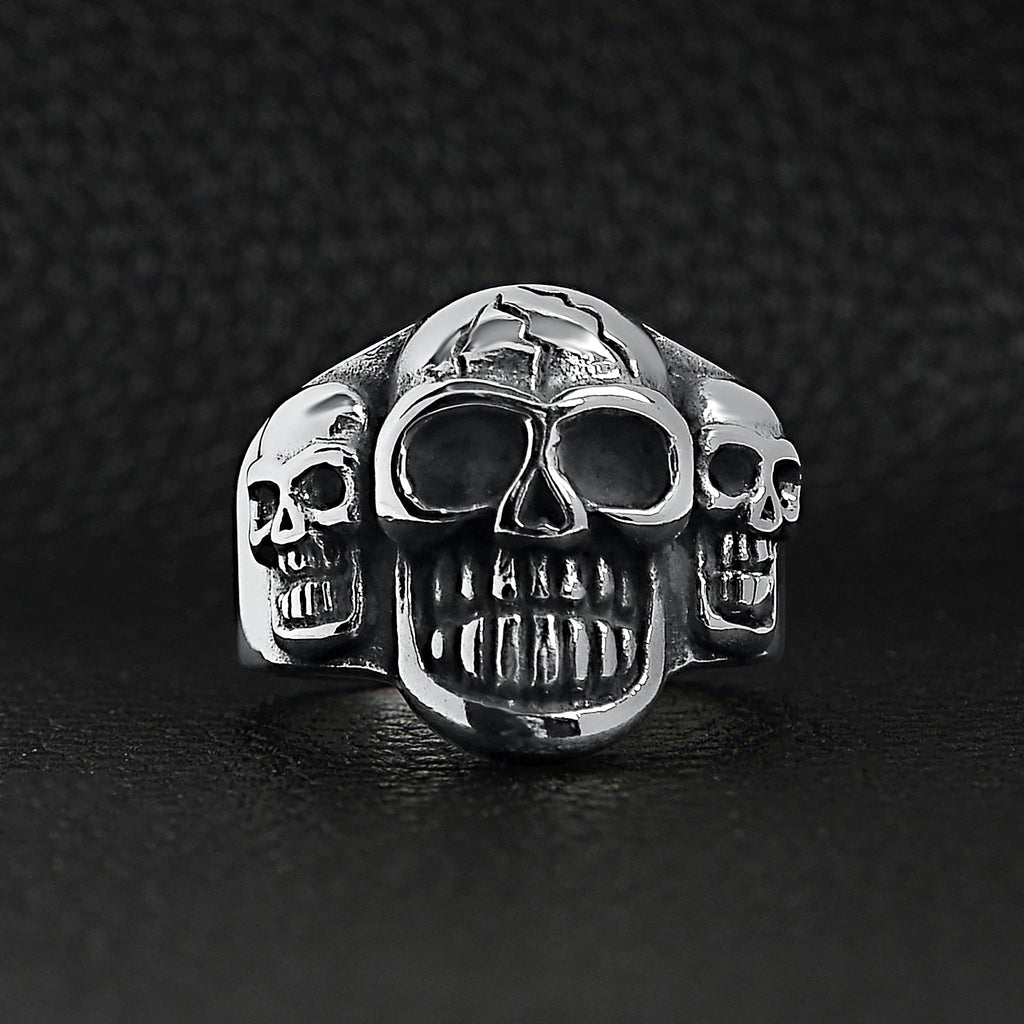 Anillo con tres calaveras agrietadas y pulidas de acero inoxidable: 6