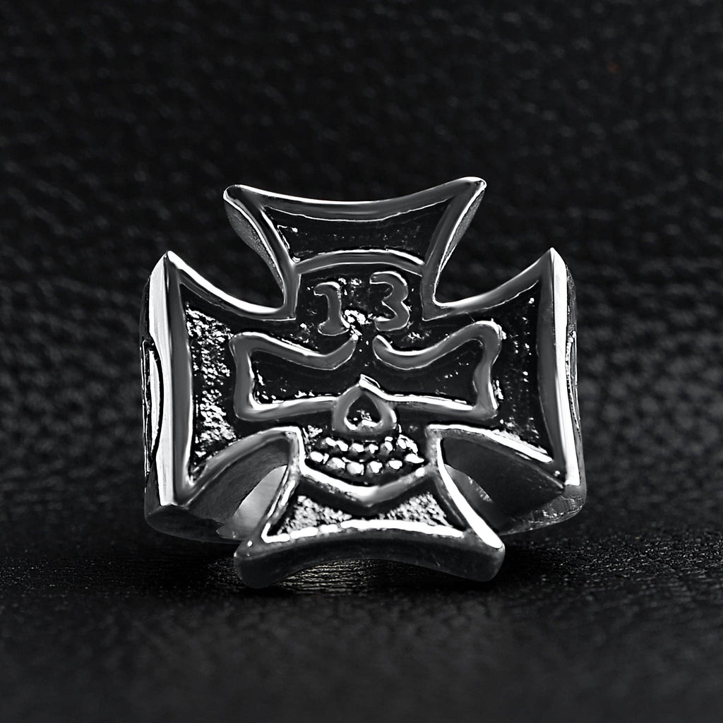 Anillo grande de acero inoxidable con forma de calavera de 13 pulgadas en forma de cruz maltesa: 10