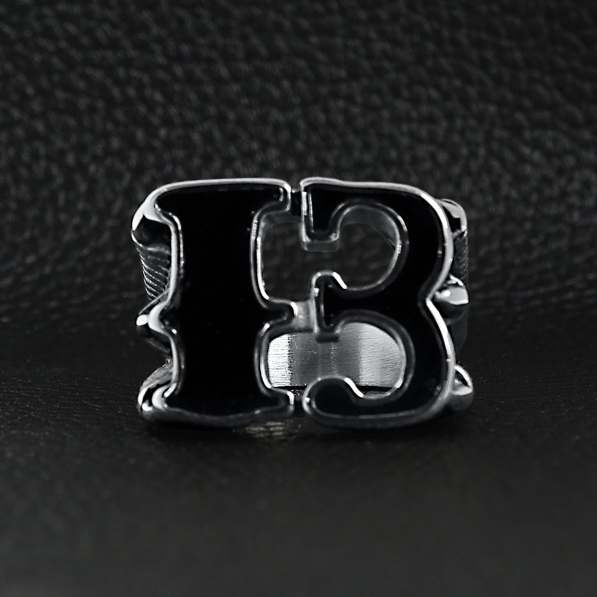 Anillo sello gótico negro con garra de dragón y número "13" de acero inoxidable: 9