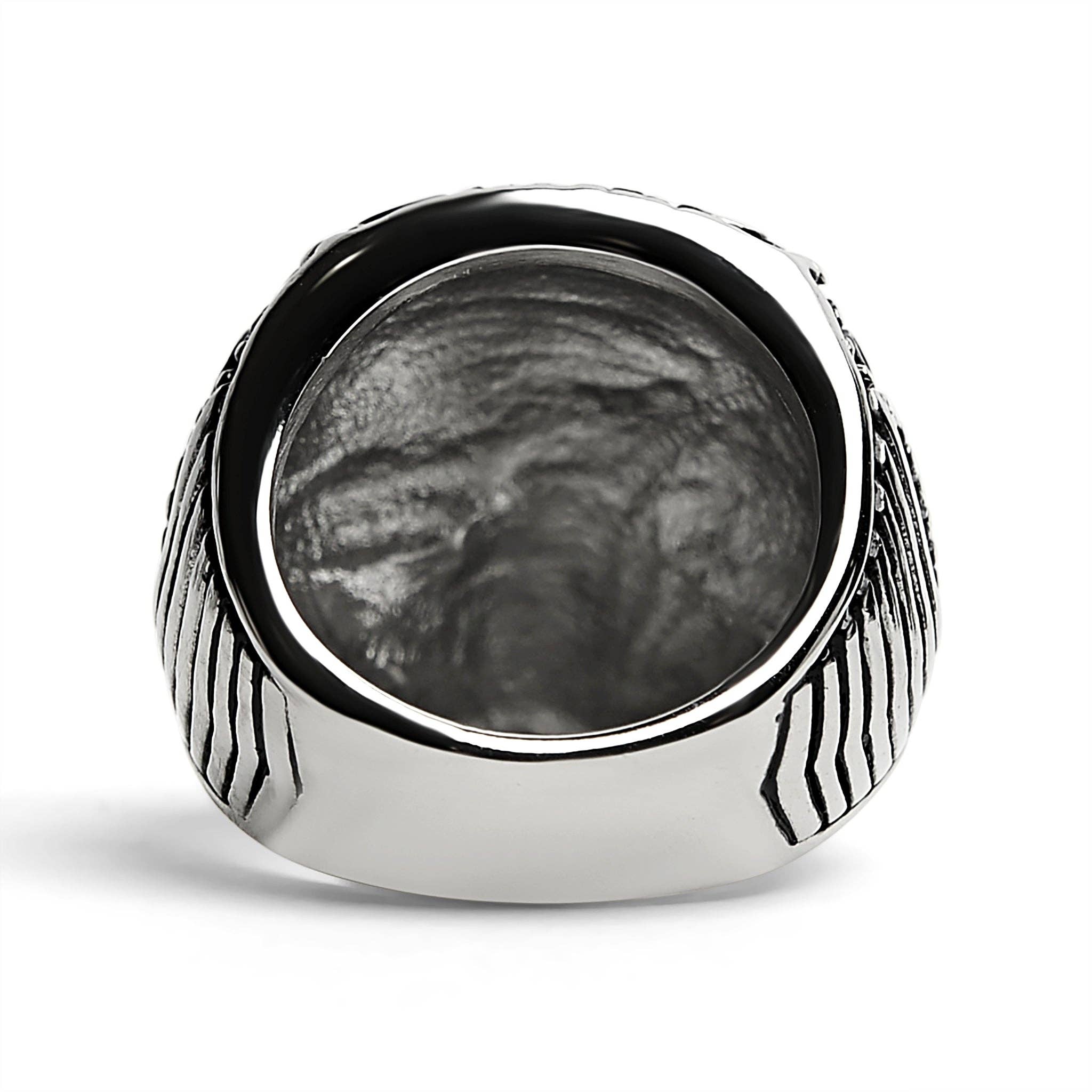 Anillo de Calavera de Acero Inoxidable con Inspiración Tribal: 10